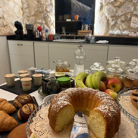Pietrasanta Ai Teatri Bed & Breakfast Eksteriør bilde